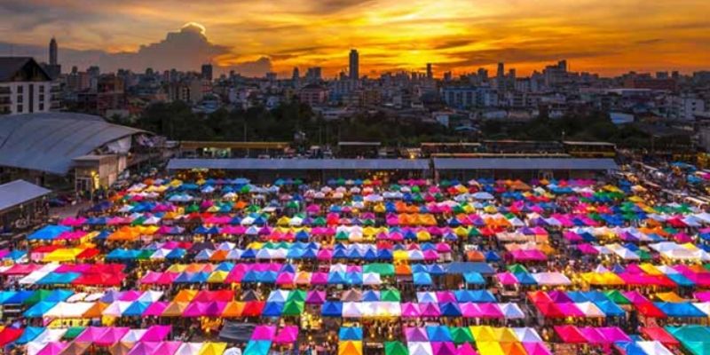 Du lịch mùa mưa ở Thái Lan tại Bangkok