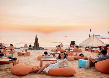 Ốc Sên Beach Bar & Club sở hữu một thiết kế đẹp mắt và sang trọng